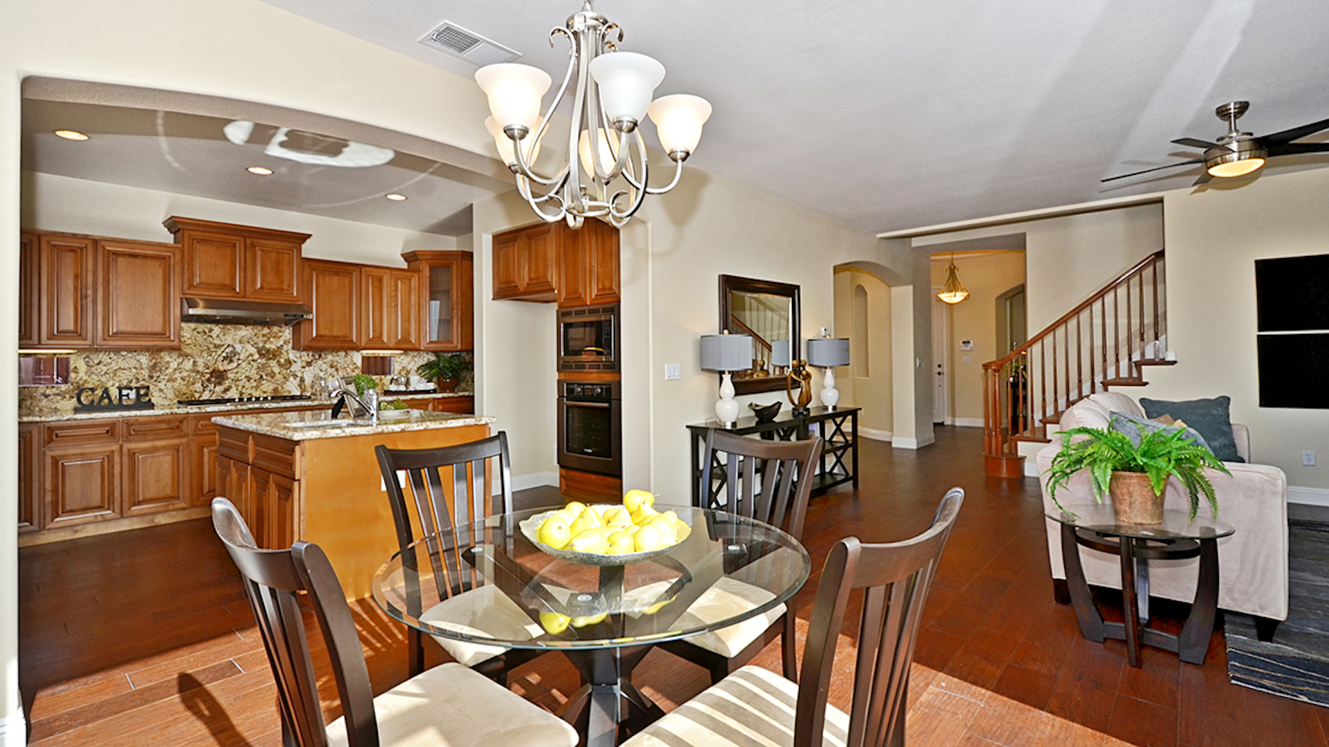 Breakfast Nook - After