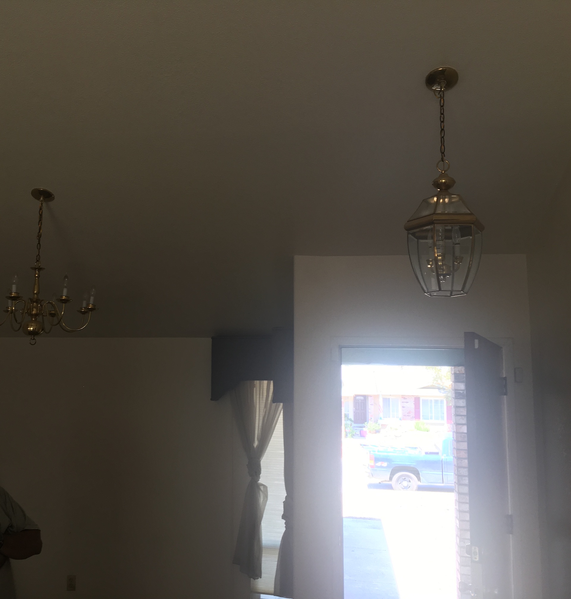 Entry & Dining - Before