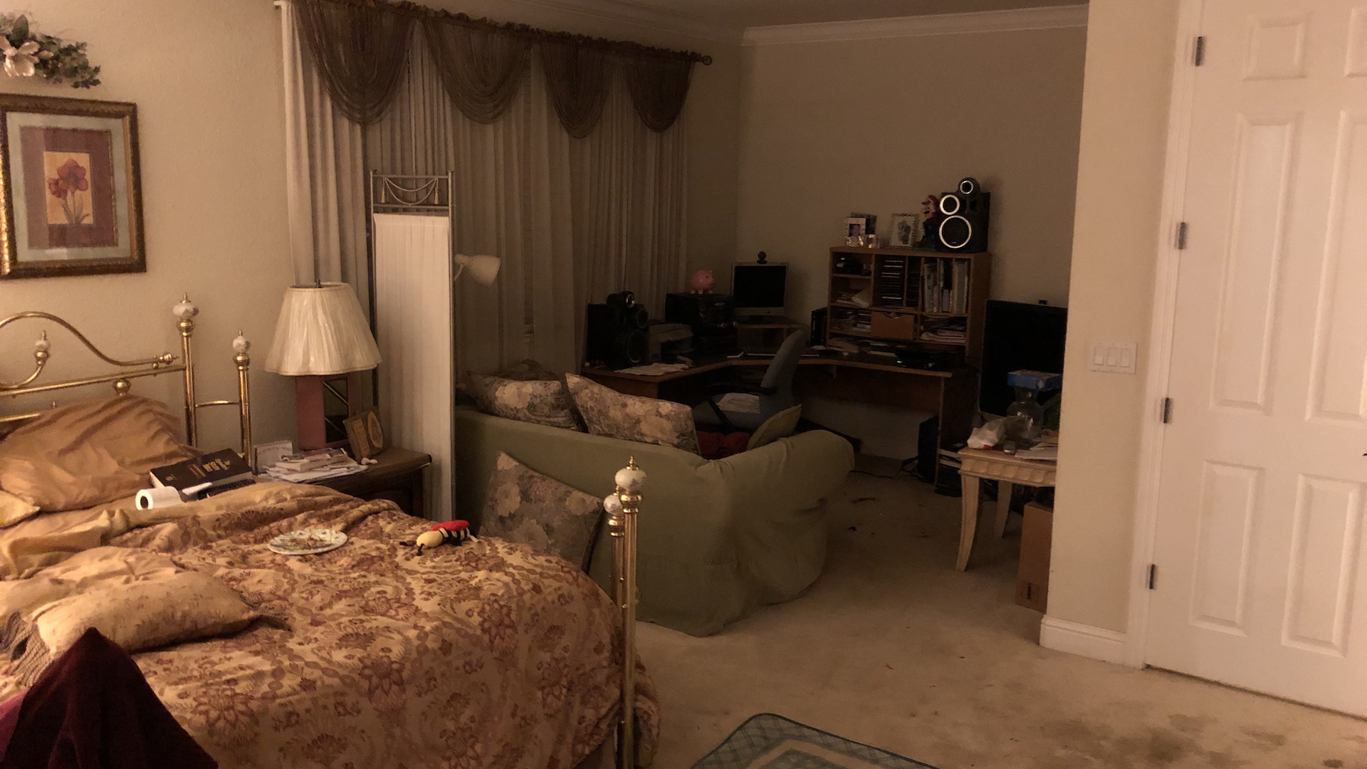 Master Bathroom - Before